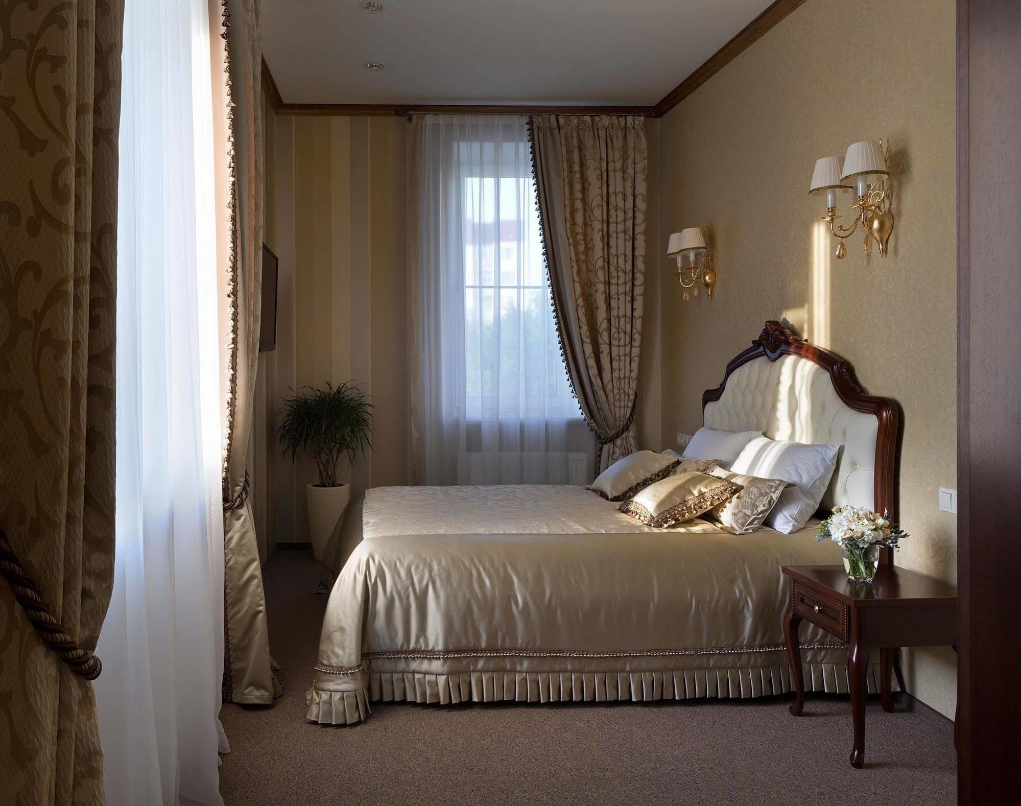 Iris Art Hotel Harkiv Exterior foto
